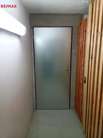 Pronájem skladu, Praha - Podolí, Podolská, 13 m2