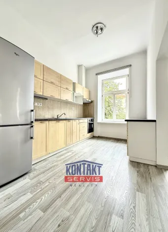 Pronájem bytu 3+1, České Budějovice, Hradební, 90 m2