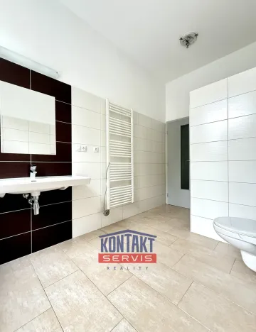 Pronájem bytu 3+1, České Budějovice, Hradební, 90 m2