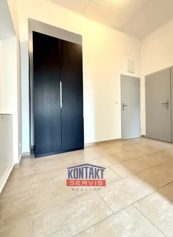 Pronájem bytu 3+1, České Budějovice, Hradební, 90 m2