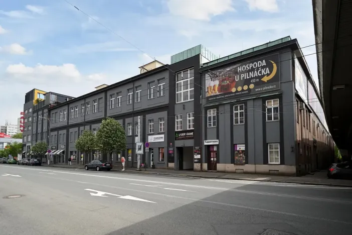 Pronájem bytu 2+kk, Hradec Králové, Pospíšilova, 79 m2