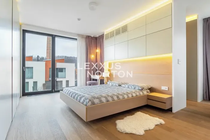 Prodej vily, Praha - Dejvice, V Šáreckém údolí, 285 m2