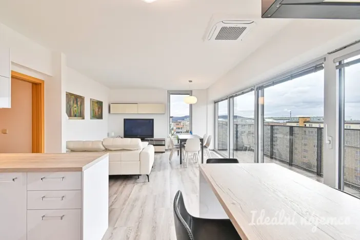 Pronájem bytu 3+kk, Brno - Lesná, Majdalenky, 118 m2