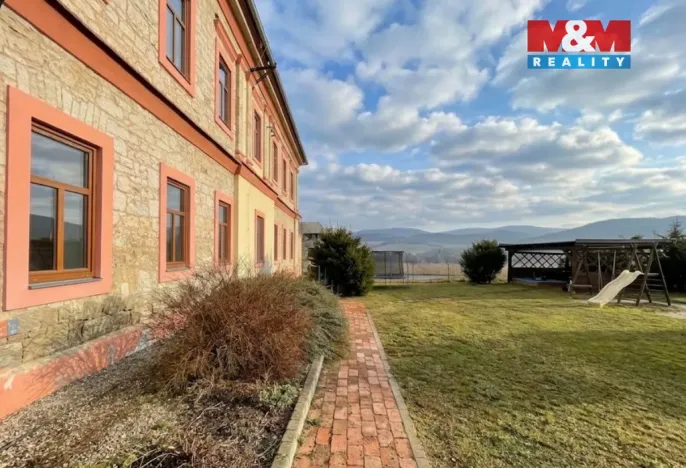 Prodej bytu 2+kk, Kounov, 48 m2