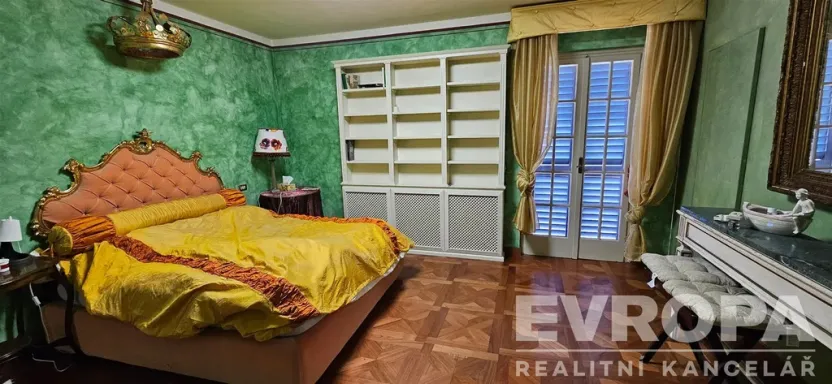 Pronájem vily, Corsanico, Itálie, Via di Casesi, 200 m2