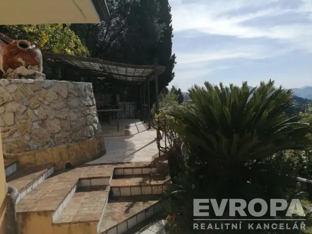 Pronájem vily, Corsanico, Itálie, Via di Casesi, 200 m2