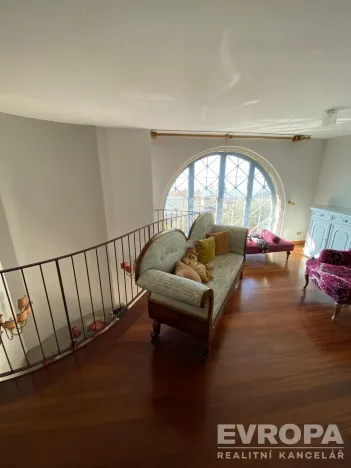 Pronájem vily, Corsanico, Itálie, Via di Casesi, 200 m2