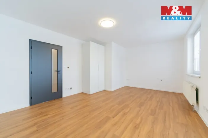 Pronájem kanceláře, Cheb, K Nemocnici, 15 m2