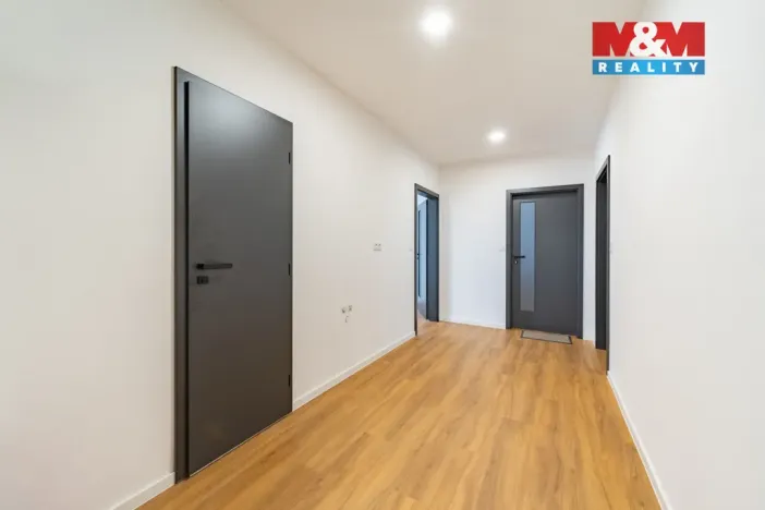 Pronájem kanceláře, Cheb, K Nemocnici, 15 m2