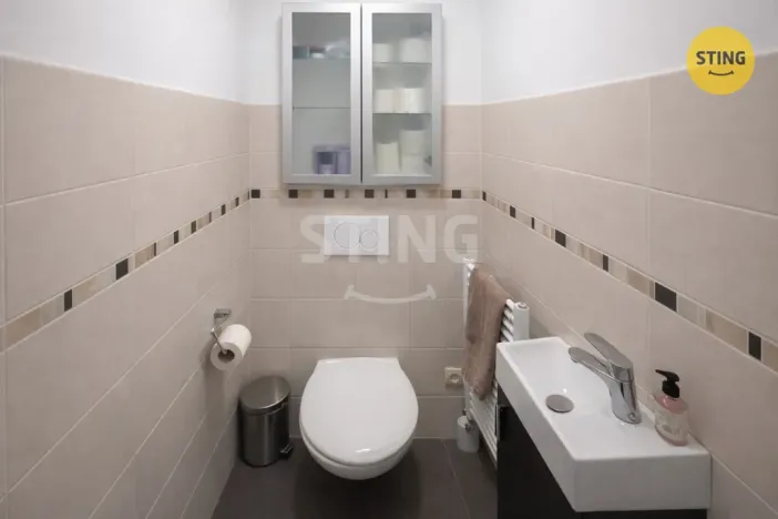 Prodej rodinného domu, Neratovice, V Pískách, 240 m2