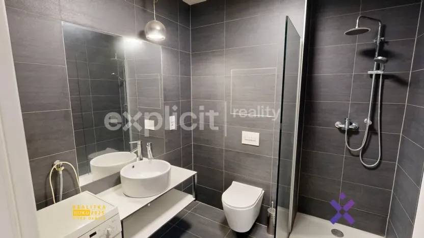 Pronájem bytu 1+kk, Zlín, Lorencova, 26 m2