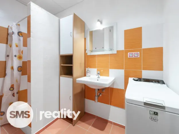 Pronájem bytu 2+1, Třebíč - Borovina, Lidická, 54 m2