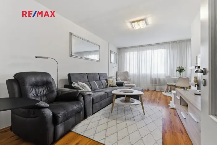 Prodej bytu 3+kk, Praha - Prosek, Vysočanská, 68 m2