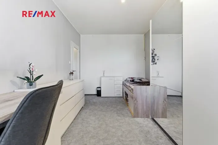 Prodej bytu 3+kk, Praha - Prosek, Vysočanská, 68 m2