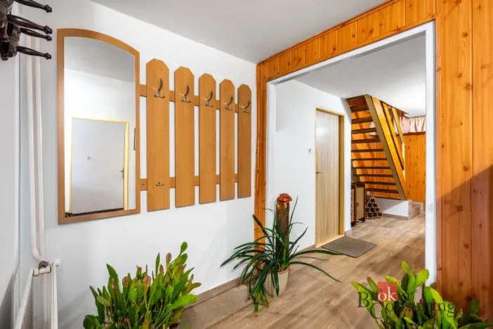 Prodej rodinného domu, Bochov, Lipová, 202 m2