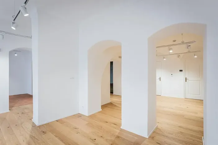 Pronájem obchodního prostoru, Praha - Malá Strana, Vlašská, 98 m2