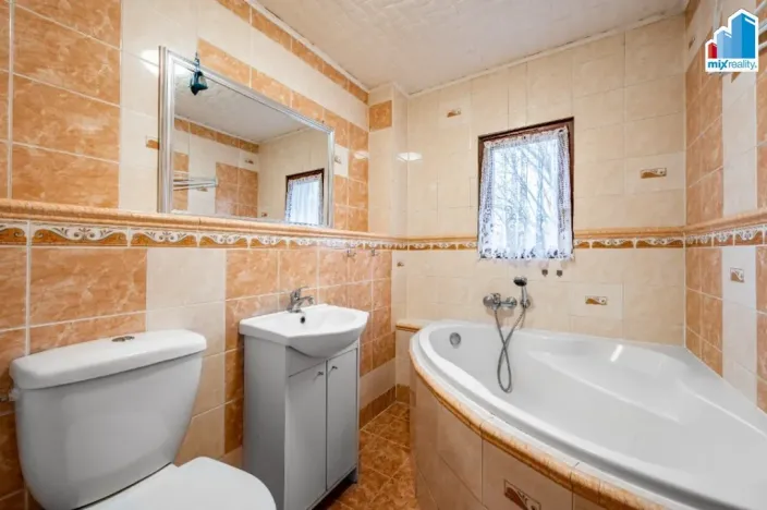 Prodej rodinného domu, Všesulov, 160 m2