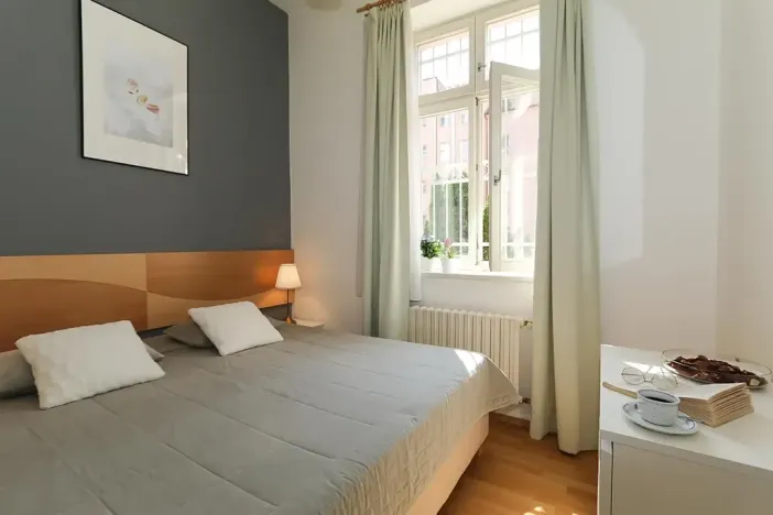 Pronájem bytu 2+kk, Praha - Vinohrady, Belgická, 42 m2