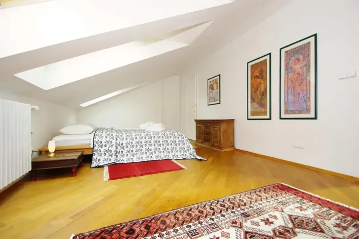 Pronájem bytu 3+kk, Praha - Nové Město, Odborů, 96 m2