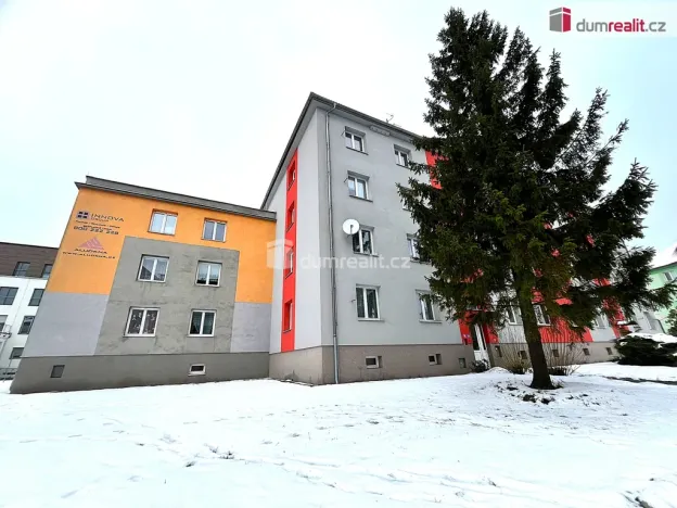 Pronájem bytu 1+kk, Sokolov, Sokolovská, 24 m2