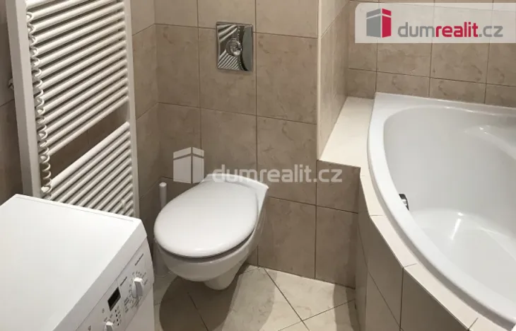 Pronájem bytu 2+kk, Praha - Suchdol, Holubí, 42 m2