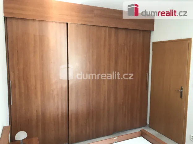 Pronájem bytu 2+kk, Praha - Suchdol, Holubí, 42 m2