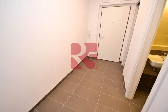 Pronájem bytu 2+kk, Praha - Michle, Hadovitá, 53 m2