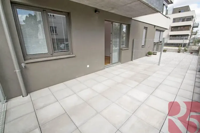 Pronájem bytu 2+kk, Praha - Michle, Hadovitá, 53 m2