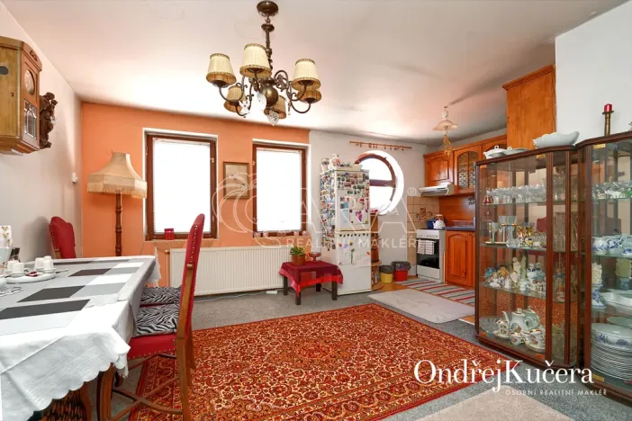 Prodej činžovního domu, Kladno, Osvoboz. pol. vězňů, 1000 m2