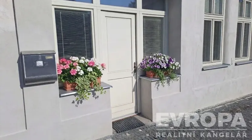 Pronájem bytu 3+kk, Mšeno, Mělnická, 41 m2