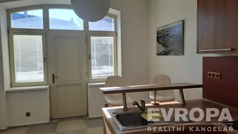 Pronájem bytu 3+kk, Mšeno, Mělnická, 41 m2