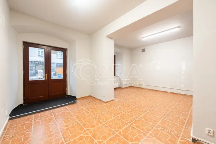 Pronájem obchodního prostoru, Praha - Karlín, Sokolovská, 85 m2