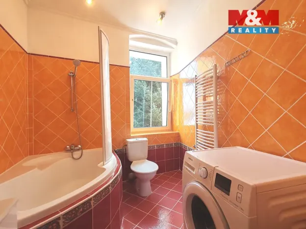 Pronájem bytu 2+kk, Karlovy Vary, Jabloňová, 55 m2
