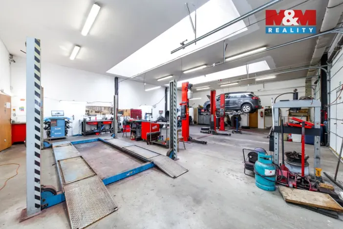 Prodej obchodního prostoru, Čebín, 500 m2