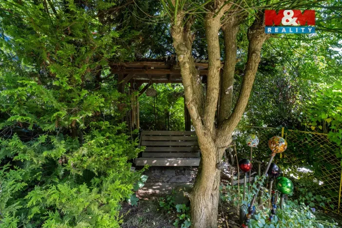 Prodej rodinného domu, Háje nad Jizerou - Loukov, 180 m2