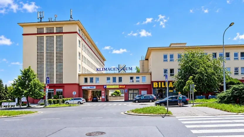 Pronájem skladu, Praha, Počernická, 400 m2