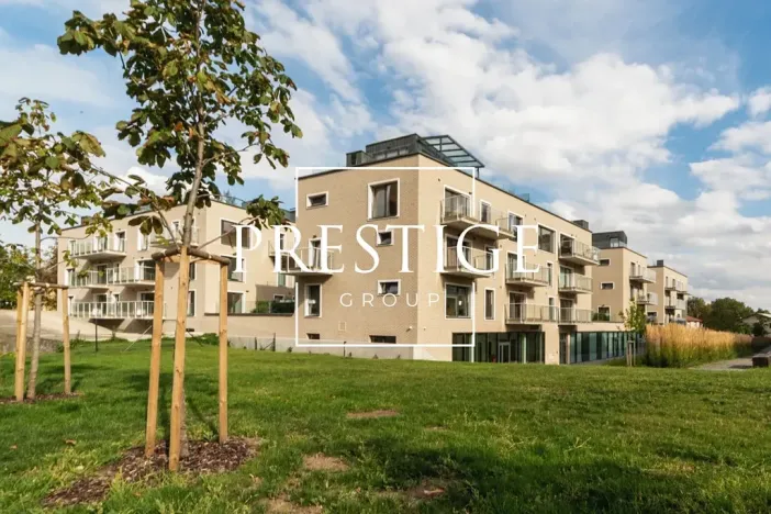 Pronájem bytu 2+kk, Praha - Smíchov, Kobrova, 81 m2