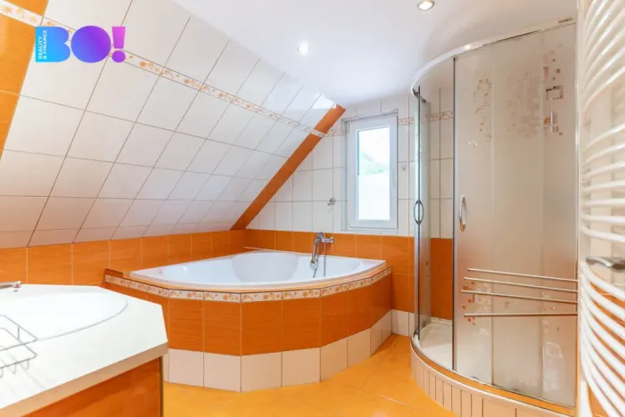 Pronájem bytu 3+kk, Řeka, 74 m2