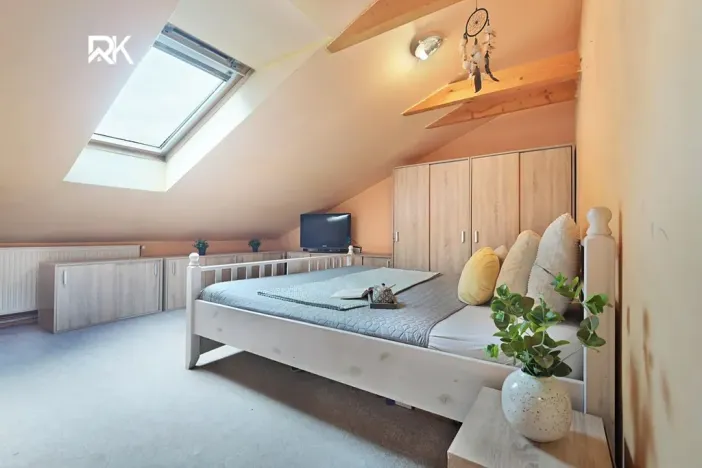 Prodej restaurace, Nová Ves I, Legerovo nám., 470 m2