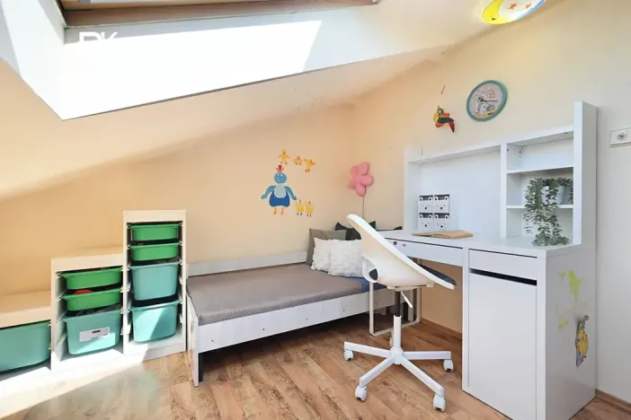 Prodej restaurace, Nová Ves I, Legerovo nám., 470 m2