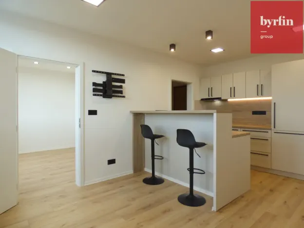 Pronájem bytu 2+kk, Opava, Hlavní, 38 m2