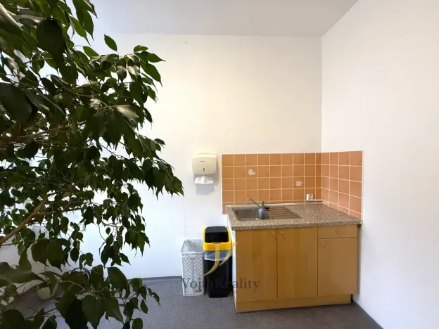 Pronájem kanceláře, Olomouc, Železniční, 129 m2