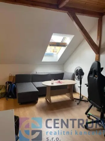 Pronájem bytu 2+kk, Jablonec nad Nisou, Květinová, 45 m2