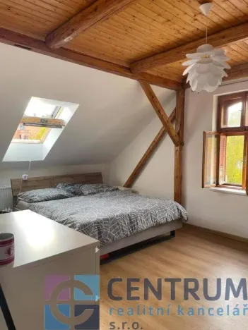 Pronájem bytu 2+kk, Jablonec nad Nisou, Květinová, 45 m2