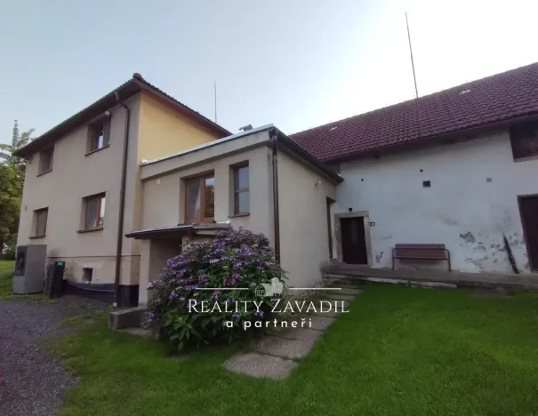 Pronájem rodinného domu, Hněvkovice - Nová Ves u Dolních Kralovic, 180 m2