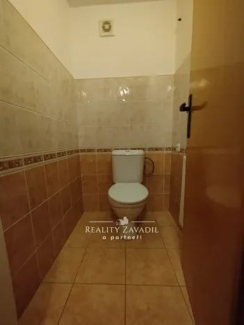 Pronájem rodinného domu, Hněvkovice - Nová Ves u Dolních Kralovic, 180 m2