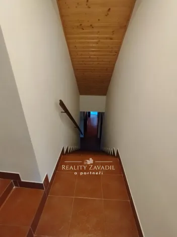 Pronájem rodinného domu, Hněvkovice - Nová Ves u Dolních Kralovic, 180 m2