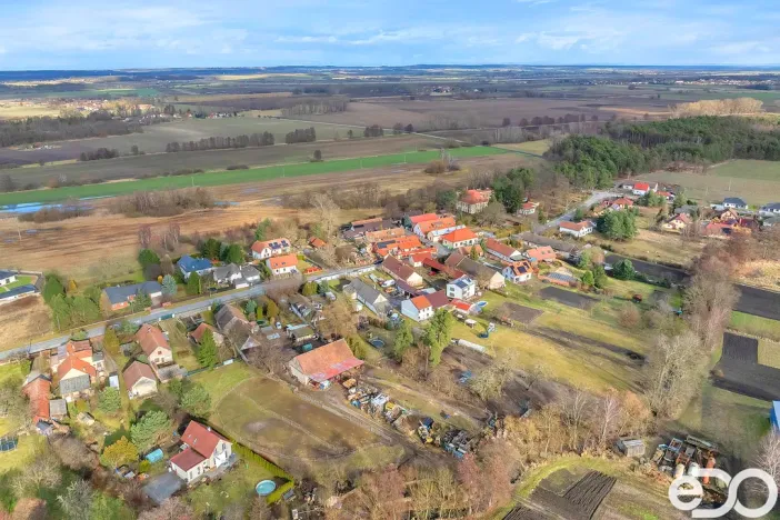 Prodej pozemku pro bydlení, Sezemice - Veská, 1150 m2