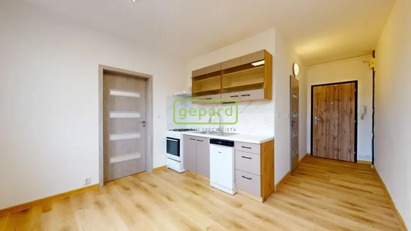 Pronájem bytu 1+1, Ústí nad Labem, Kmochova, 36 m2