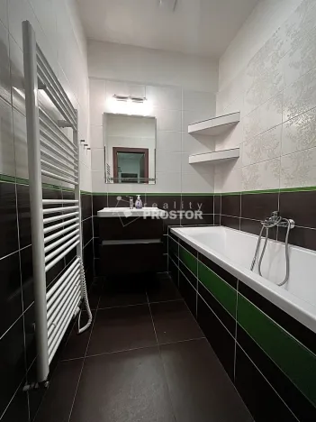 Pronájem bytu 2+kk, Praha - Žižkov, Rečkova, 50 m2